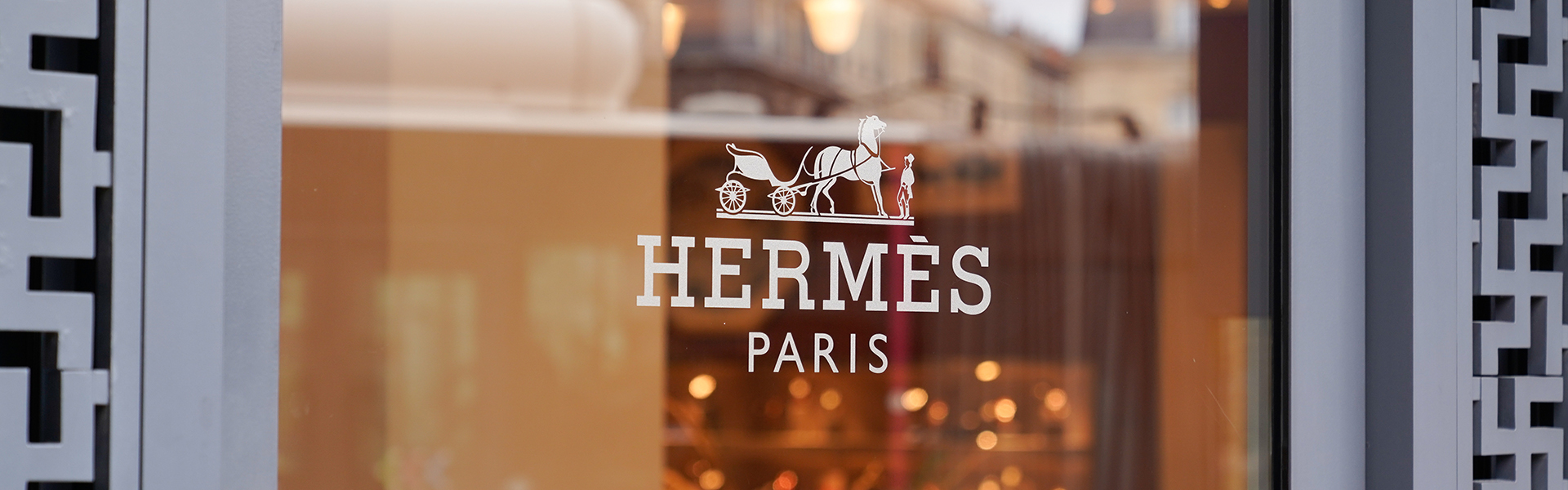 Store der Luxusmodemarke Hermes in Paris, Frankreich